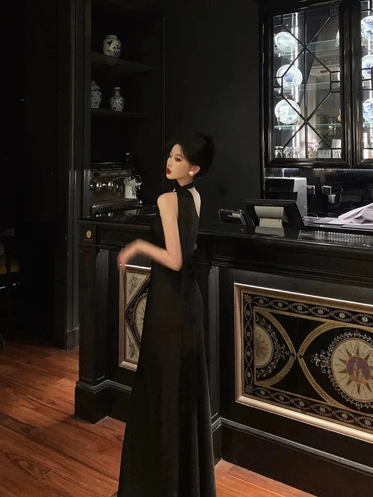 Alluring Mermaid One-Shoulder Satin-Trim Black Satin Long Evening Dresses