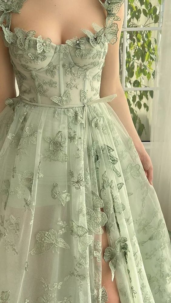 Artistic Romantic Sleeveless Tulle Butterfly Long Green Prom Dress