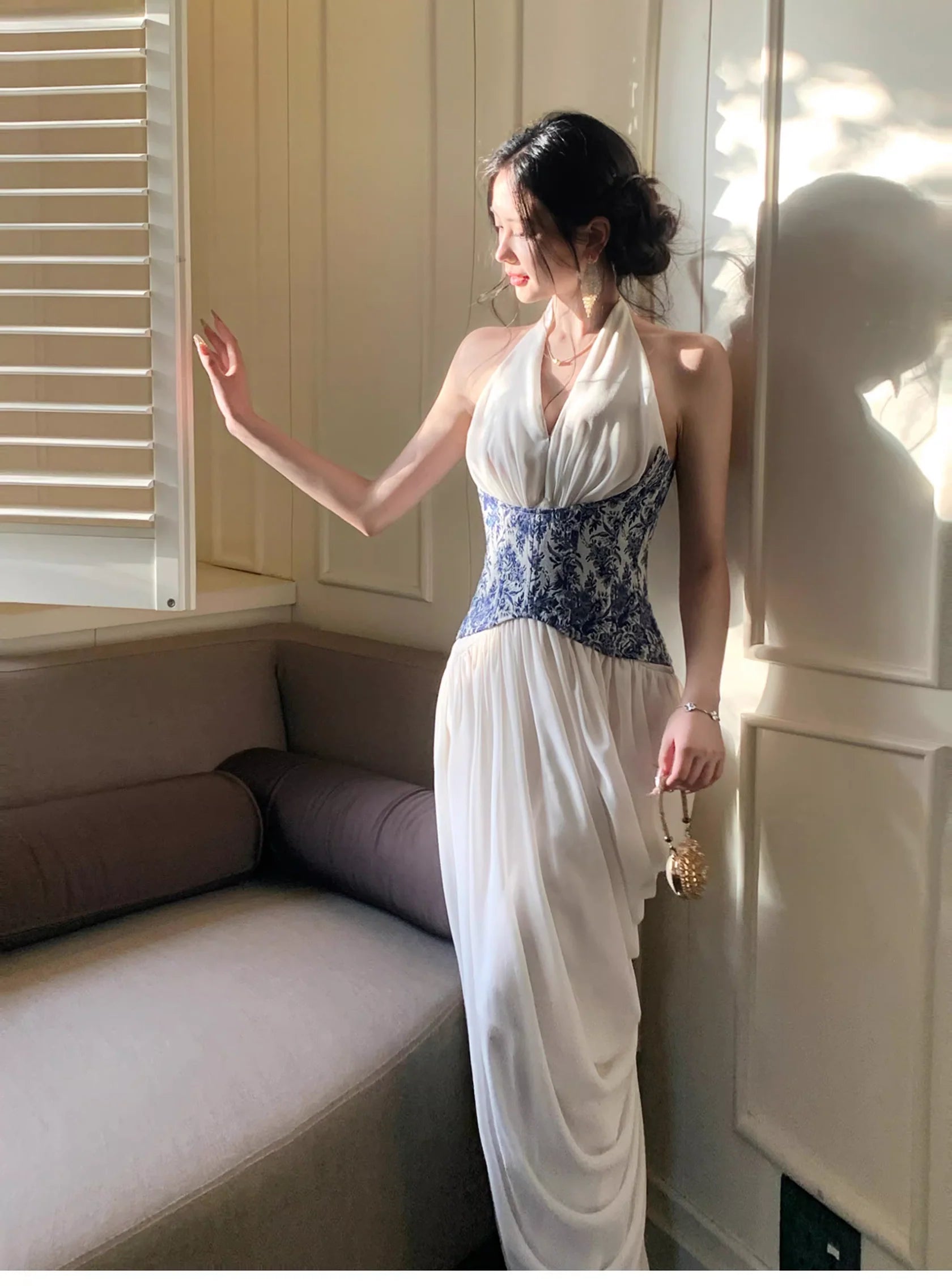 Elegant A-Line Halter-Neck Floral-Print White Blue Chiffon Prom Dresses