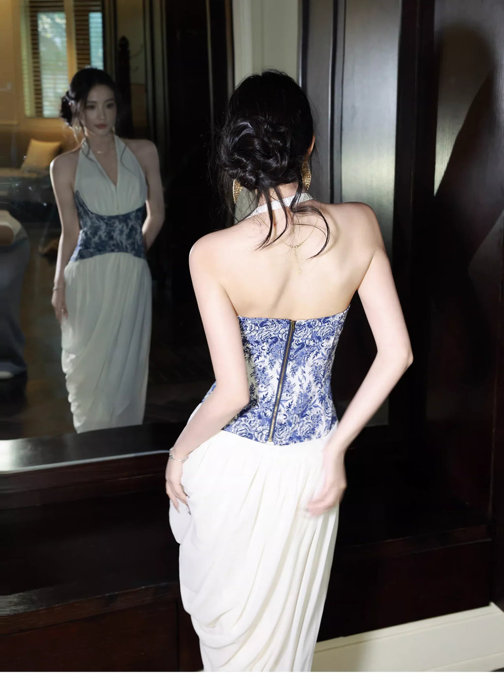 Elegant A-Line Halter-Neck Floral-Print White Blue Chiffon Prom Dresses