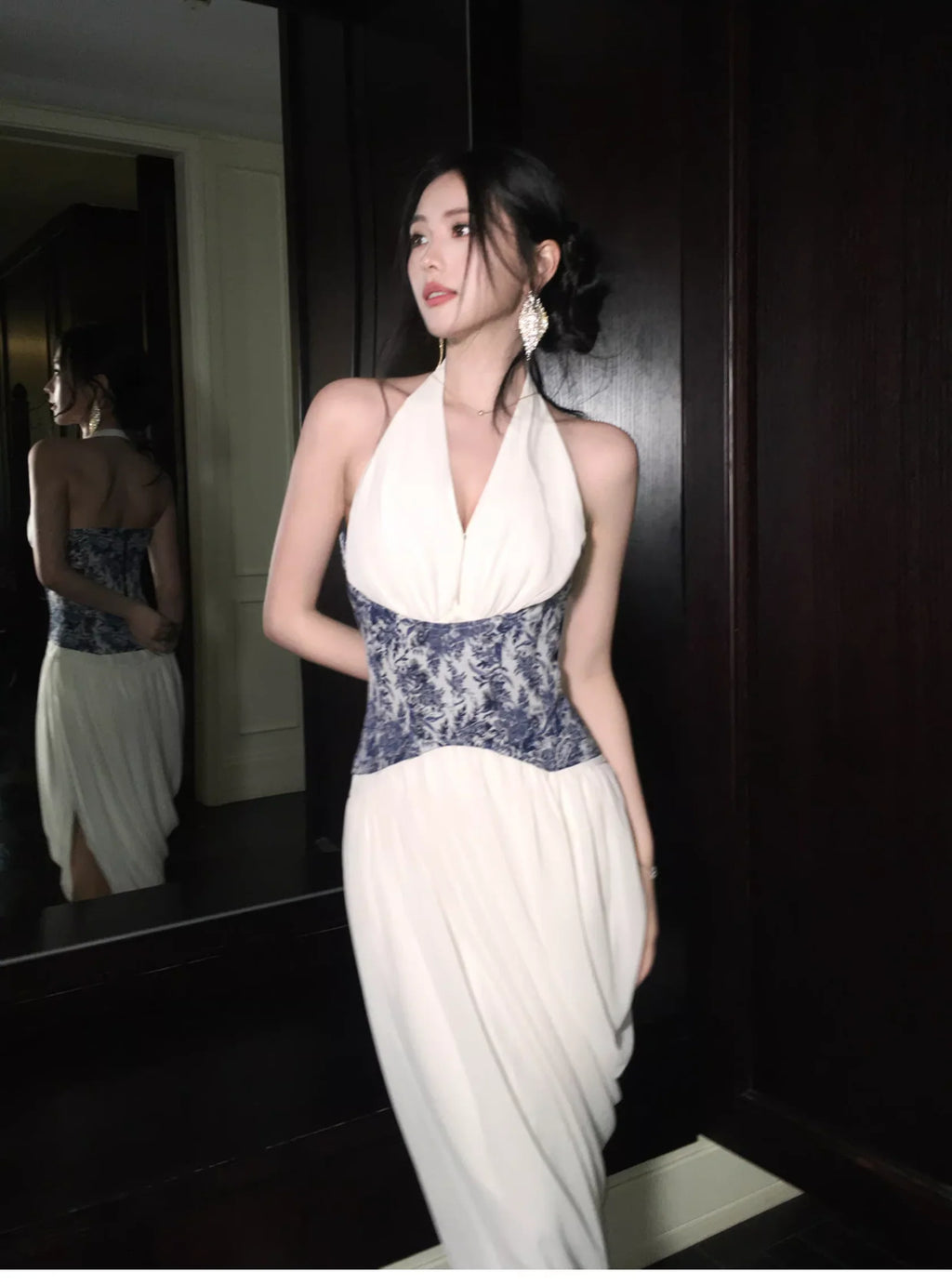 Elegant A-Line Halter-Neck Floral-Print White Blue Chiffon Prom Dresses