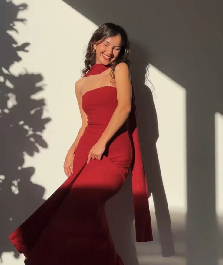 Elegant Mermaid Halter-Neck Drape-Detailed Burgundy Knit Evening Dresses