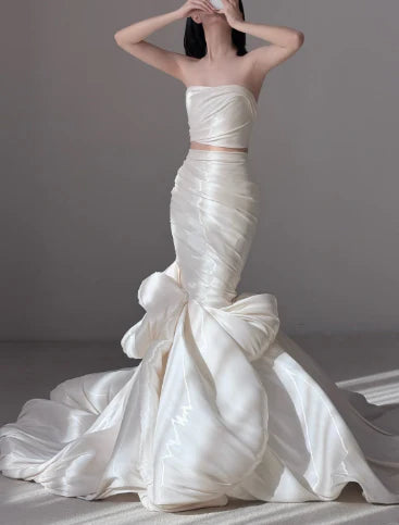 Chic Mermaid Strapless Sleeveless bow embellishment Two-Piece Ivory Long Prom Dress