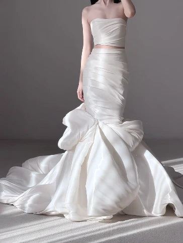 Chic Mermaid Strapless Sleeveless bow embellishment Two-Piece Ivory Long Prom Dress