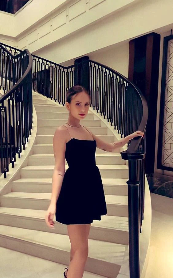 Chic Qianjin A-Line Square Neck Sleeveless Pearl-Strap Black Mini Prom Dress